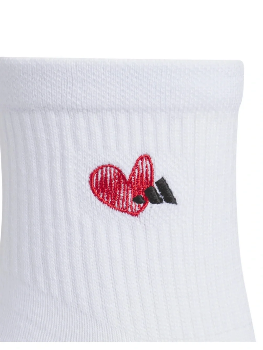 Women's adidas 3-Pack Quarter Socks Heart embroidered